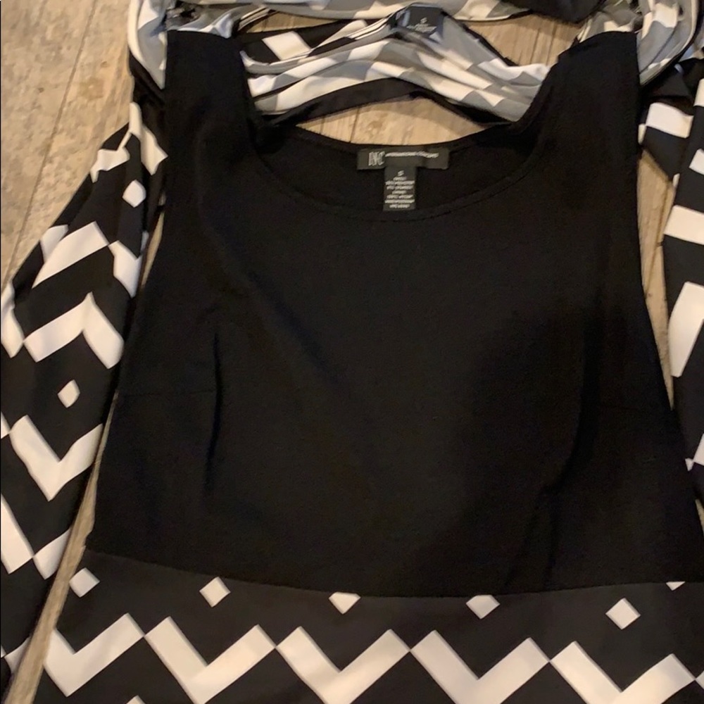 Dress - Picture 6 of 8